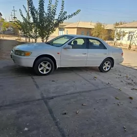 Toyota Camry 1998