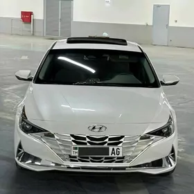 Hyundai Elantra 2021