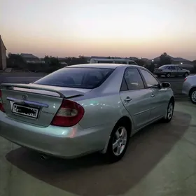Toyota Camry 2003