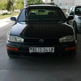 Toyota Camry 1993