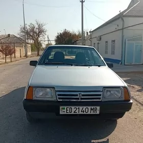 Lada VAZ-21099 2004
