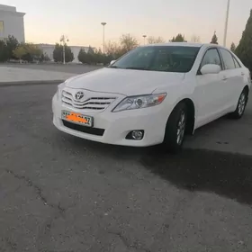 Toyota Camry 2011