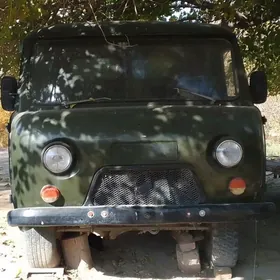 UAZ 452 1987