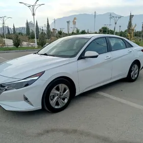 Hyundai Elantra 2021