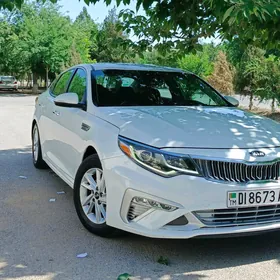 Kia Optima 2019