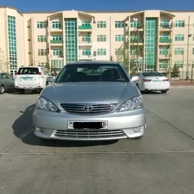Toyota Camry 2003