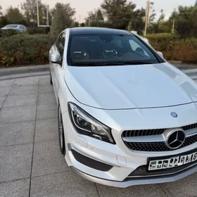 Mercedes-Benz CLA 2015