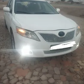 Toyota Camry 2010