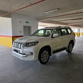 Toyota Land Cruiser Prado 2022