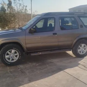 Nissan Pathfinder 2003