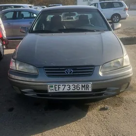 Toyota Camry 1998