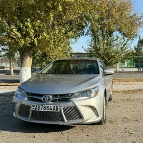 Toyota Camry 2017