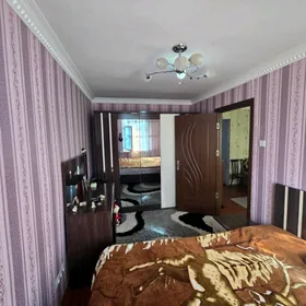 4-Мкр 2 Этаж 2 Комнатная 