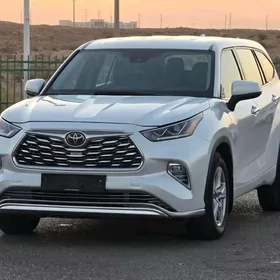 Toyota Highlander 2020