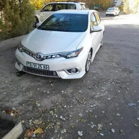 Toyota Corolla iM 2018