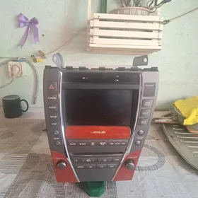 Leksus Es-350 monitor morda