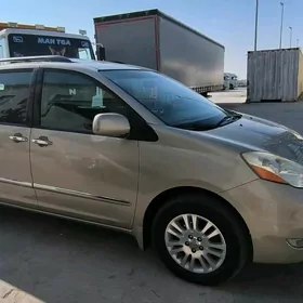 Toyota Sienna 2008