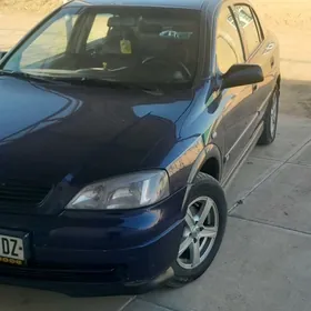 Opel Astra 2000