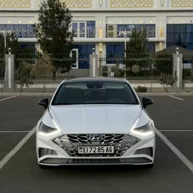 Hyundai Sonata 2022