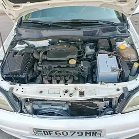Opel Astra 1999