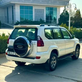 Toyota Land Cruiser Prado 2005