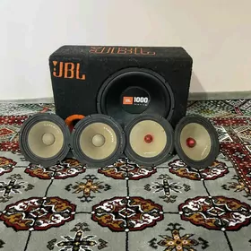JBL BASSBOCKA