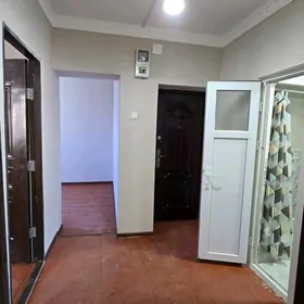 Водник 3нжи этаж 2комнат