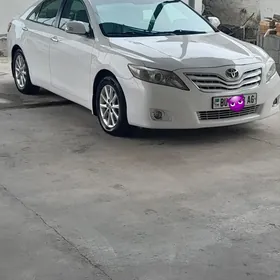 Toyota Camry 2011