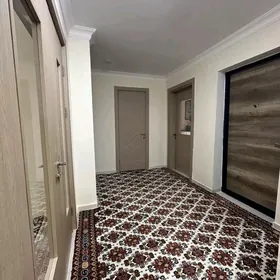 Gurtly 3 komnat poluelitka