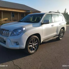 Toyota Land Cruiser Prado 2010