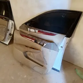 Leksus sideniya gapy