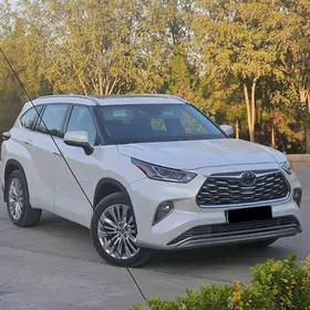 Toyota Highlander 2020