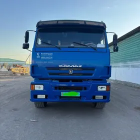 Kamaz 6520 2012