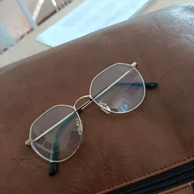 модные очки 