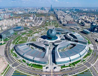 Türkmenistanyň Prezidenti Gazagystanda «Älem.AI» emeli aň merkezine baryp gördi