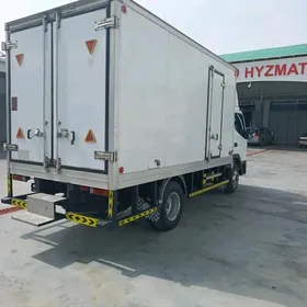 Mitsubishi Fuso 2021
