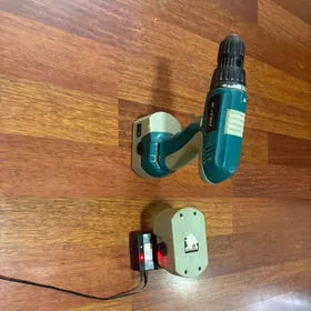 шуруповерт