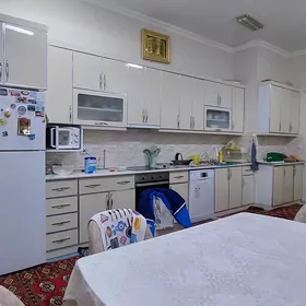 ☆ Podwoyski 220kw² 4-komnat ☆