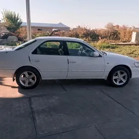 Toyota Camry 1998