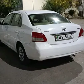 Toyota Yaris 2006