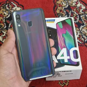 Samsung A40 🪐
