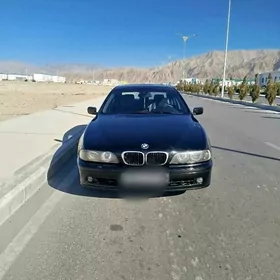 BMW E39 1998