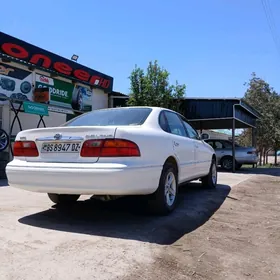 Toyota Avalon 1999