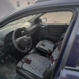 Opel Astra 2002