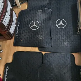 Mercedes w204 kowrik