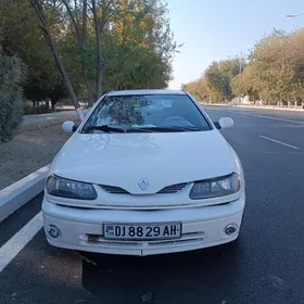 Renault Laguna 1 1999