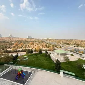 Amatly Elitka 3kom 5etaz 130m2