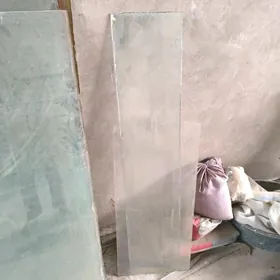 айна .стекло.