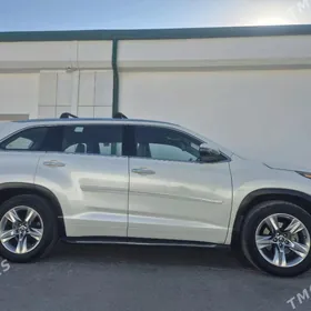 Toyota Highlander 2019