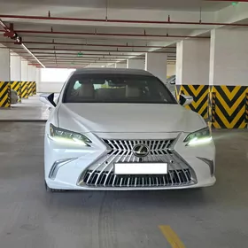 Lexus ES 350 2019